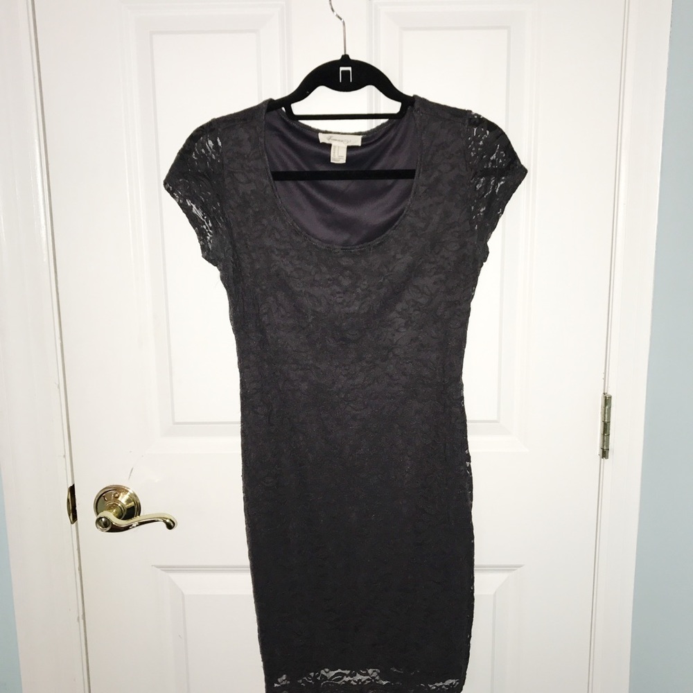 Forever 21 lace body con dress.